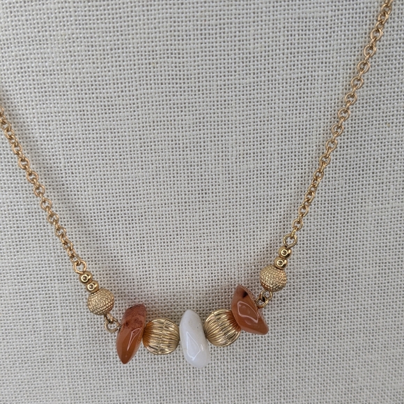 Avon Gold and Brown Beaded Necklace - Picture 3 of 5